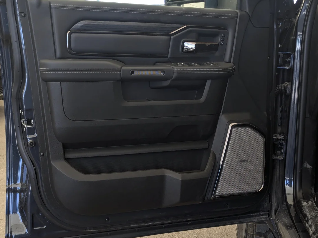 New 2026 Blue RAM Rebel - - 6.7L HO Diesel - Level 2 Pkg w/ 14.4 Screen - Rear Auto-Level Air Susp & More! image 11