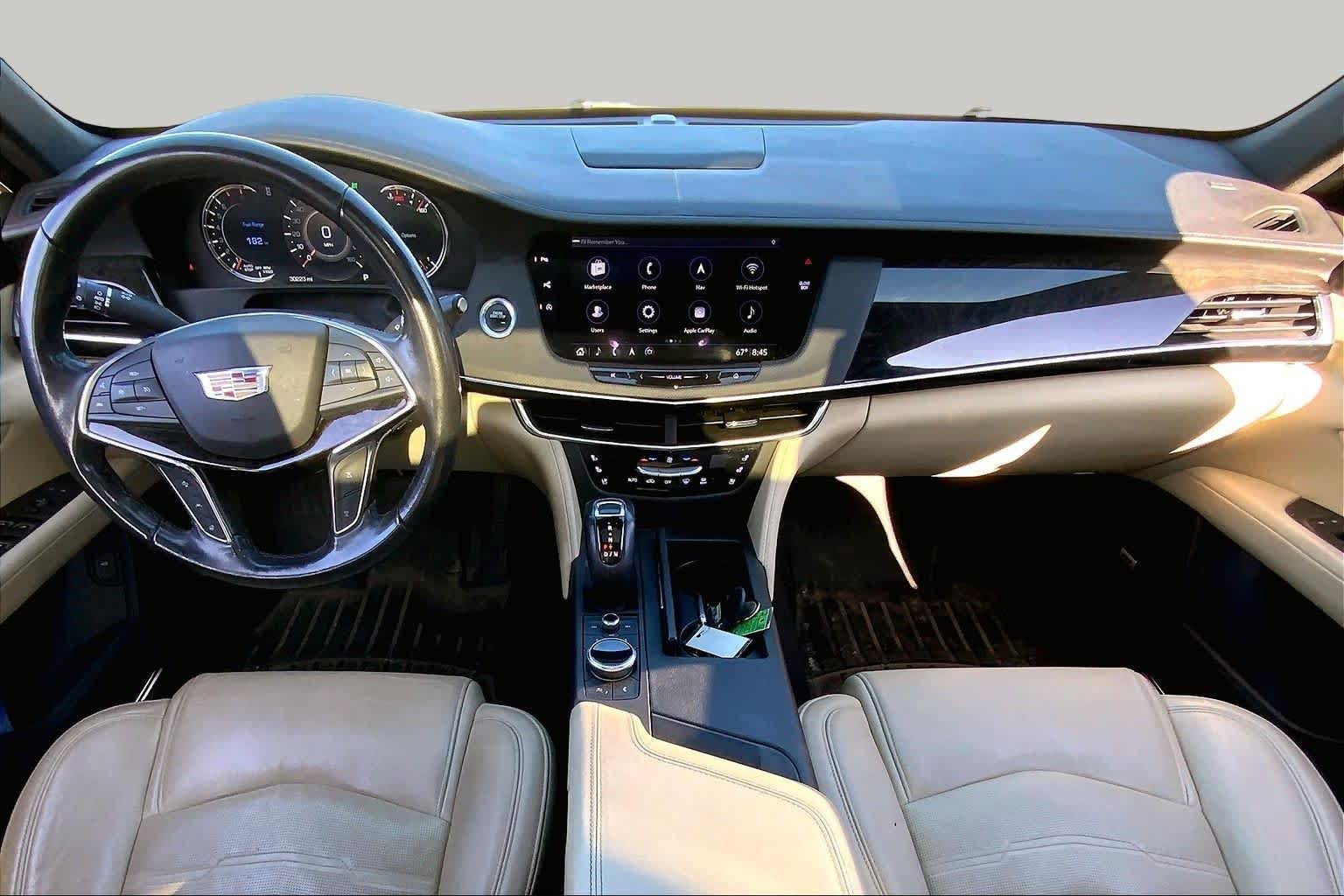 Used 2019 Crystal White Tricoat Cadillac Premium Luxury AWD image 16