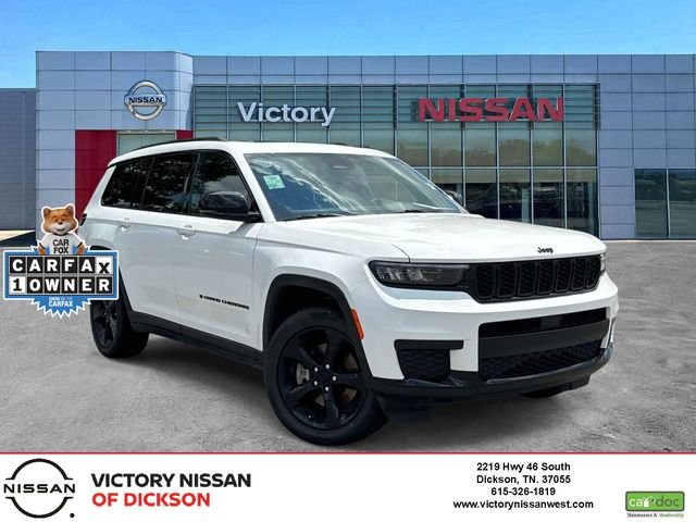 Used 2023 White Jeep Altitude image 1