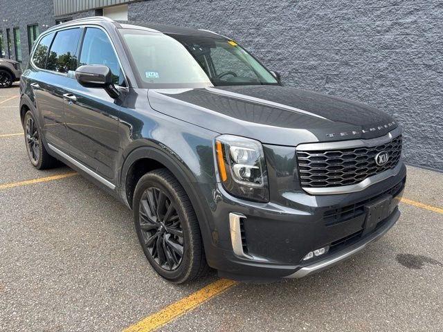Used 2020 Gravity Grey Kia SX image 1