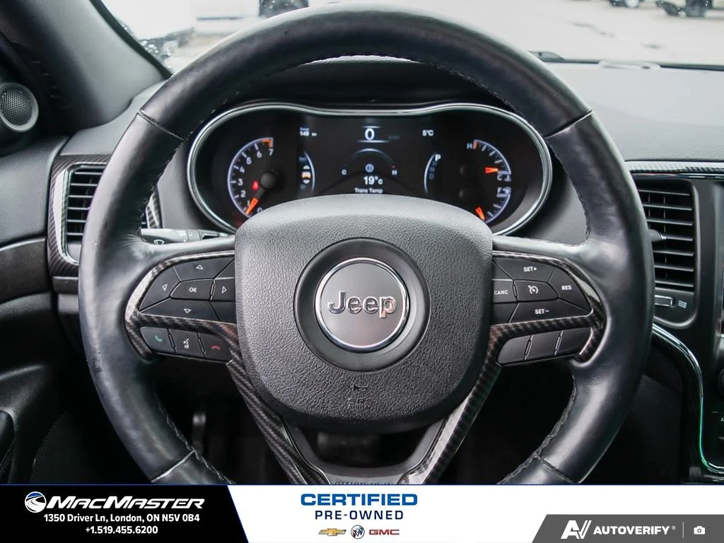 Certified Used 2018  Jeep Laredo image 17