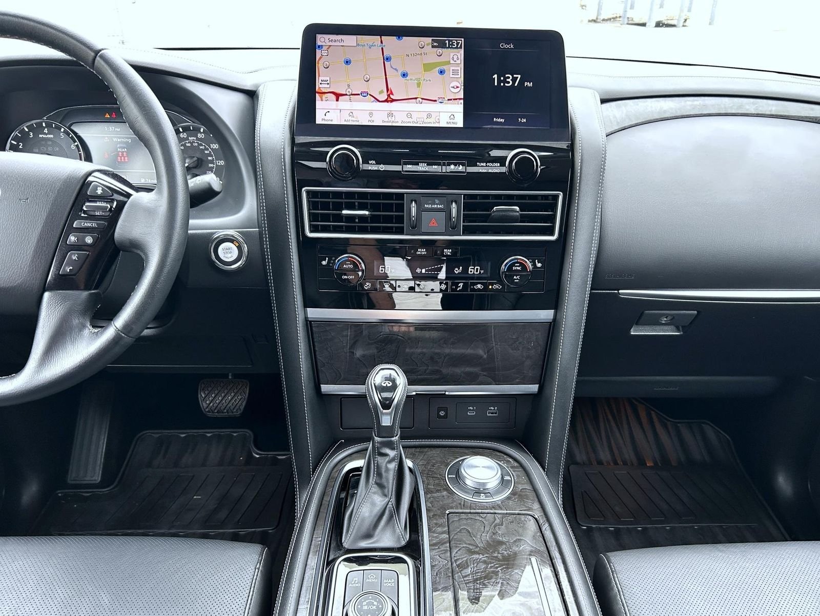 Used 2023 Gray INFINITI LUXE image 12