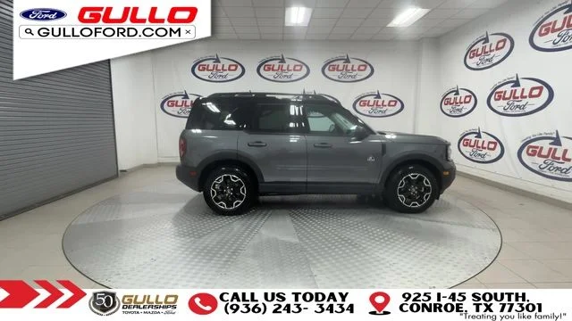 Used 2025 Gray Metallic Ford Outer Banks image 9