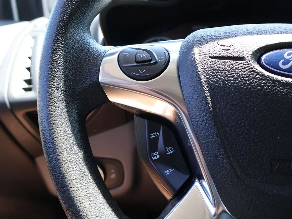 Used 2020 White Ford XL image 21