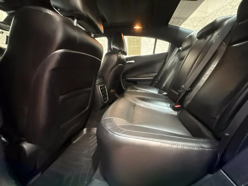 Used 2019 Indigo Blue Dodge SXT image 13