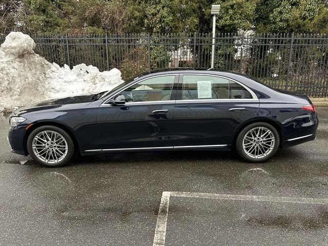 Certified Used 2022 Blue Mercedes-Benz S 580 image 7