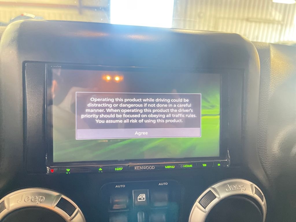 Used 2017 Green Jeep Unlimited Sahara image 23