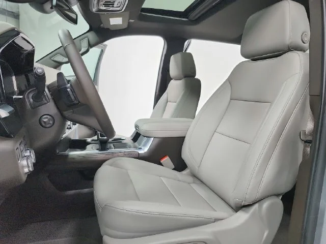 2026 GMC Sierra 1500 SLT - Photo 20