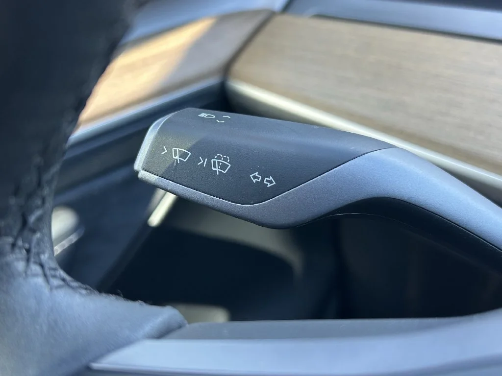 Used 2023 Solid Black Tesla Standard Range image 25