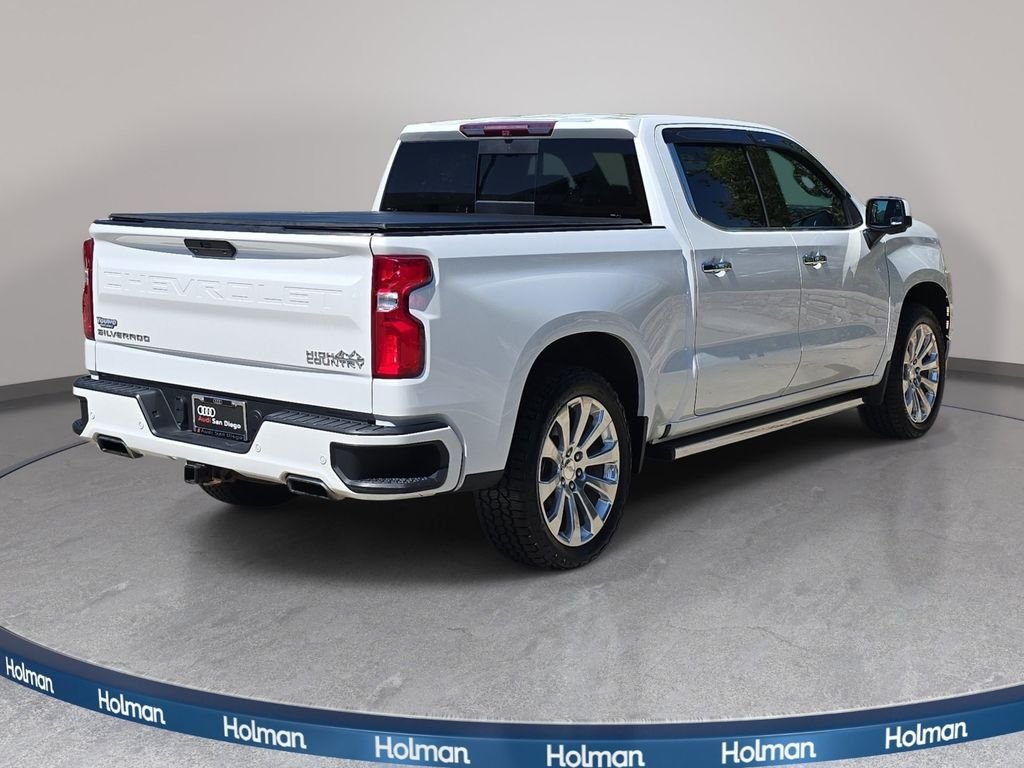 Used 2019 Beige Chevrolet High Country image 6