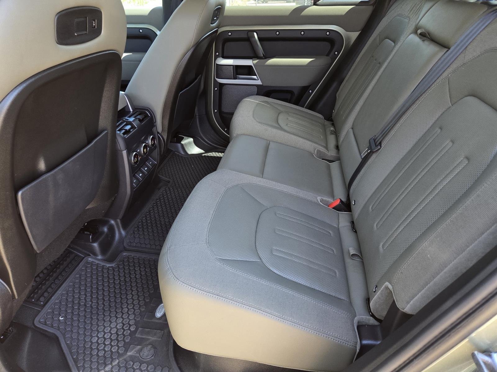 Used 2020 Pangea Green Metallic Land Rover SE image 37