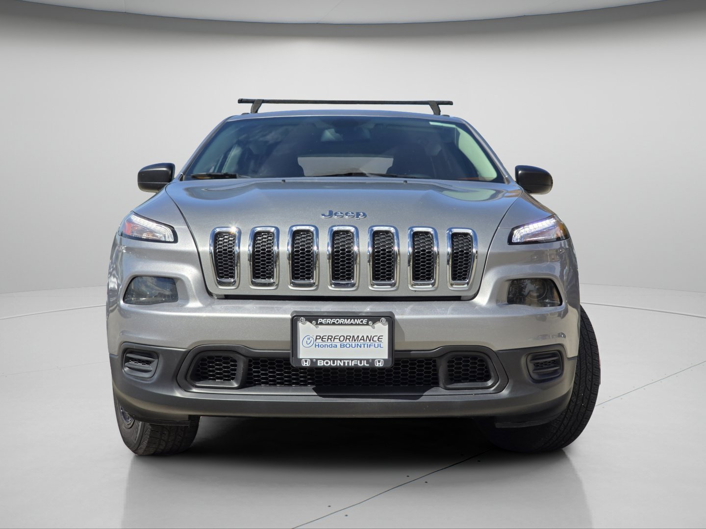 Used 2015 Billet Silver Metallic Clearcoat Jeep Sport image 3