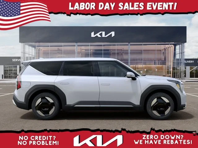 New 2026 Glacial White Pearl Kia Light Long Range RWD image 7