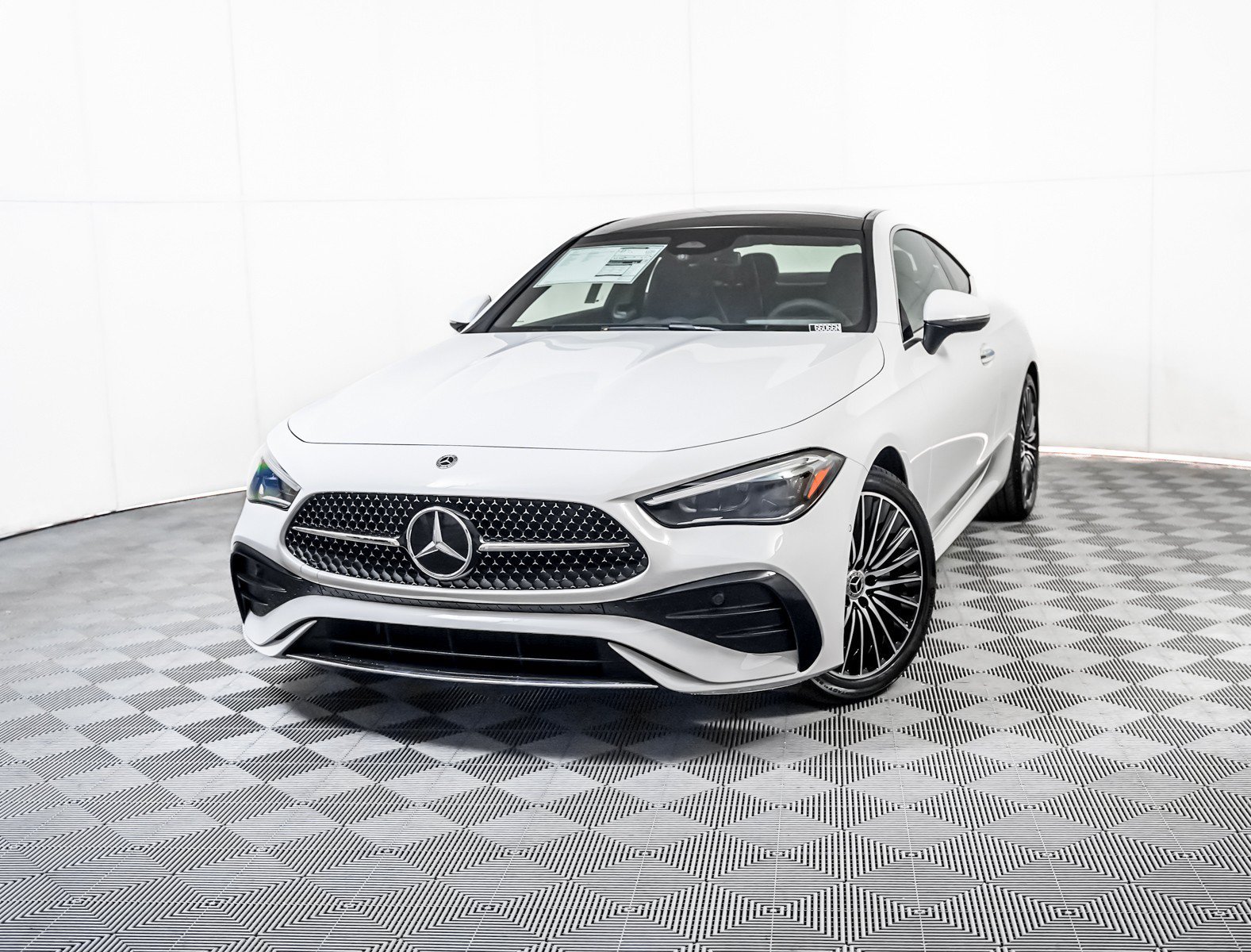 New 2026 Polar White Mercedes-Benz CLE 300 image 1