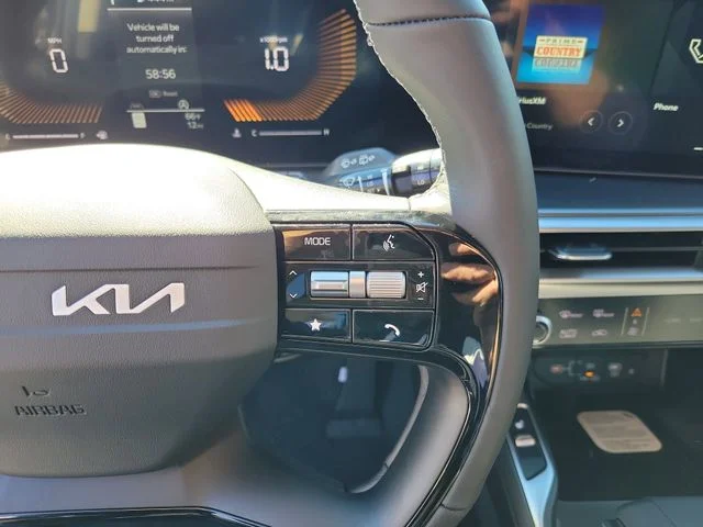 New 2026 Ivory Silver Kia S image 12
