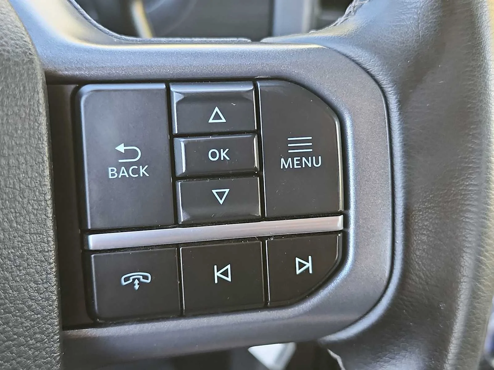 Used 2024 Oxford White Ford XLT image 29