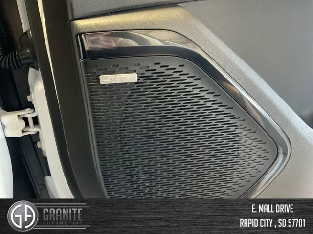 2025 GMC Acadia AT4 - Photo 28