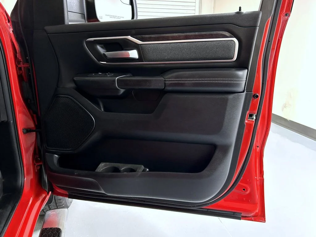 Used 2019 Red Ram Big Horn/Lone Star image 16
