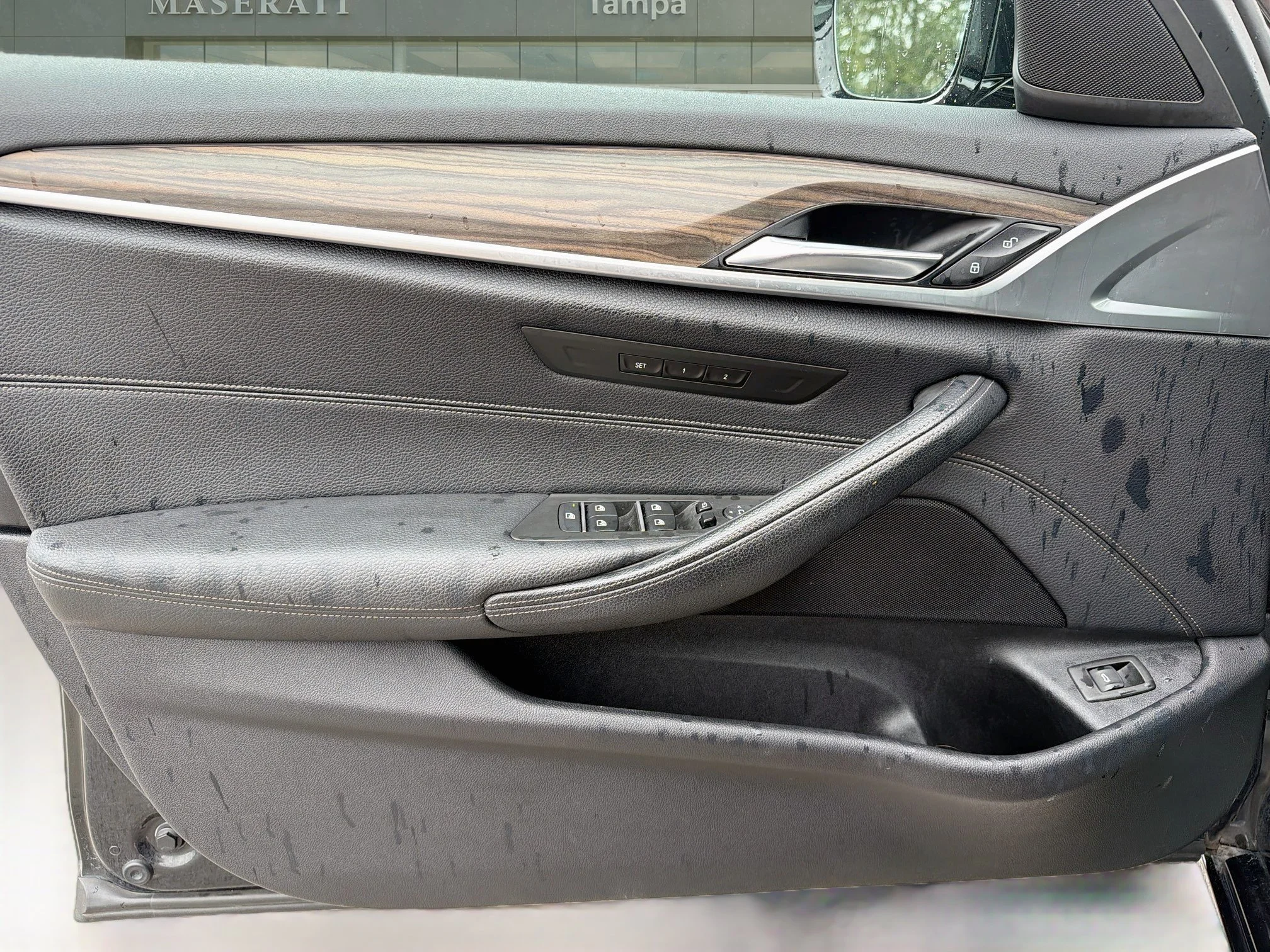 Used 2020 Black Sapphire Metallic BMW 530i image 22