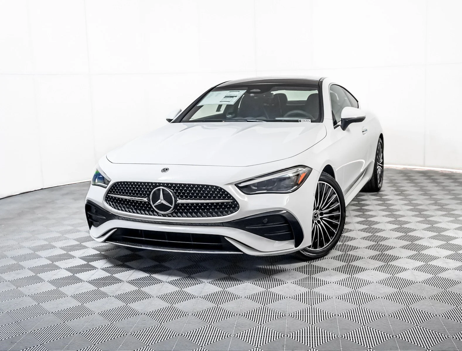 New 2026 Polar White Mercedes-Benz CLE 300 4MATIC® image 1