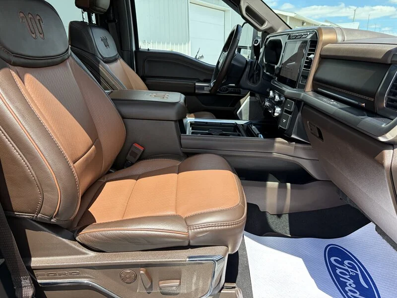 Used 2024 White Ford Super Duty King Ranch image 7