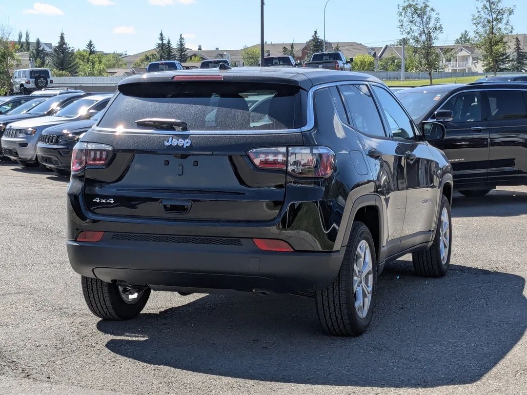 New 2025 Black Jeep Sport - - 4X4 - 4.99% O.A.C - Heated Seats & More! image 8