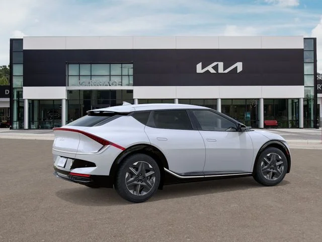 New 2026 White Kia Light image 6