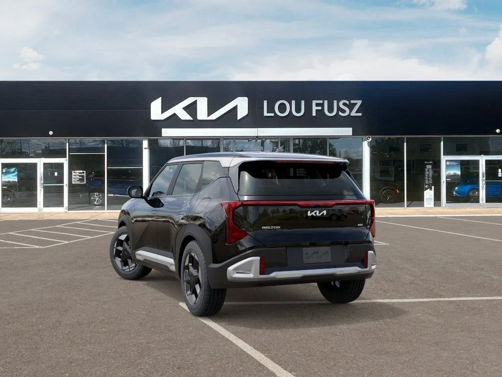 New 2027 Aurora Black Pearl Kia S image 4