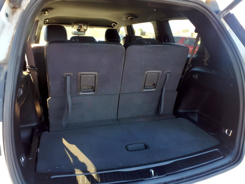 Used 2021 Bright White Clearcoat Jeep Altitude image 10