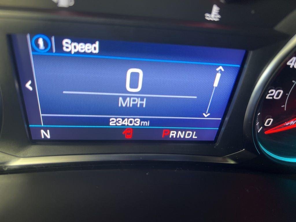 Used 2022 Summit White Chevrolet RS image 12