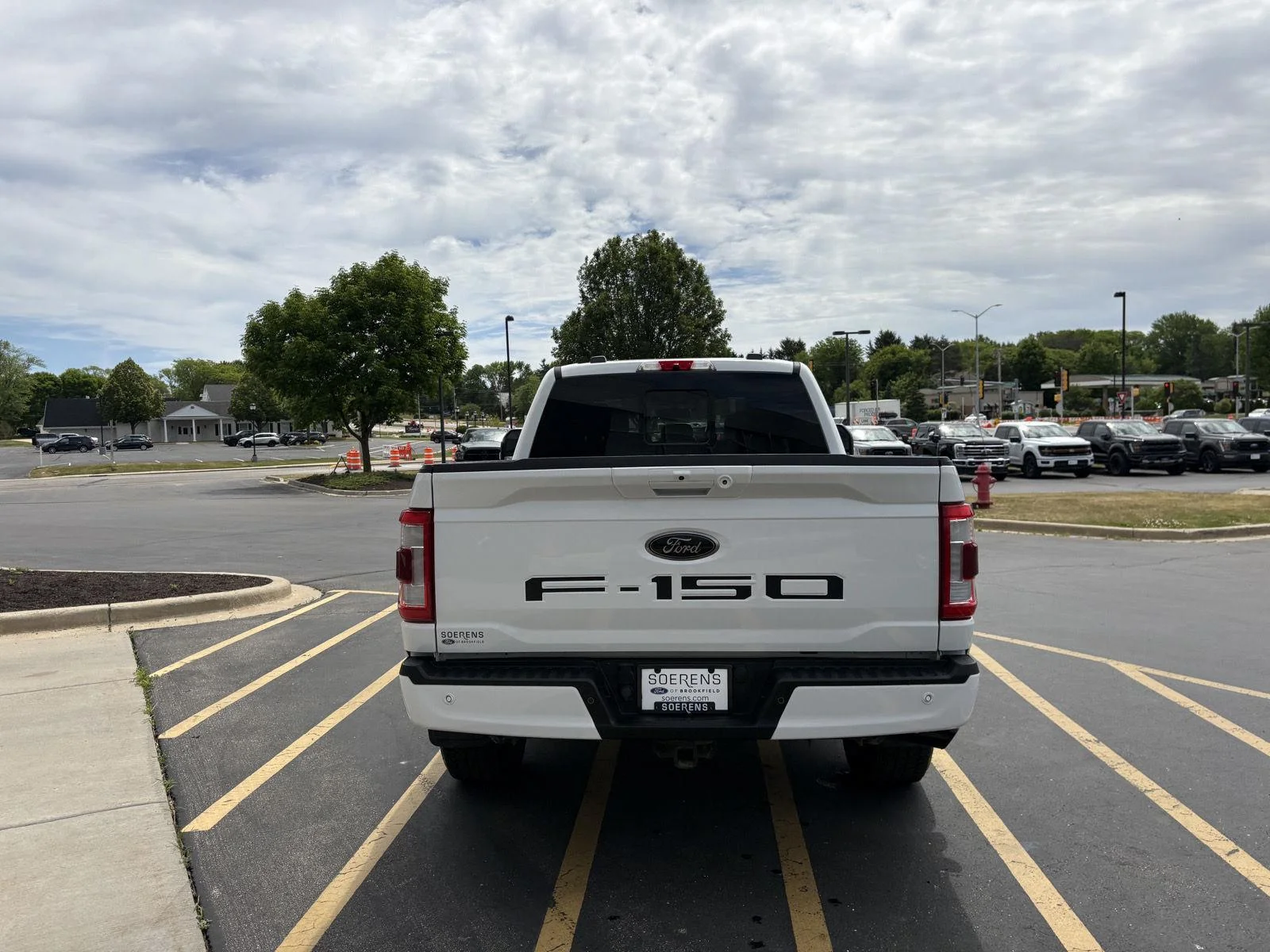 Used 2021 Oxford White Ford LARIAT image 5