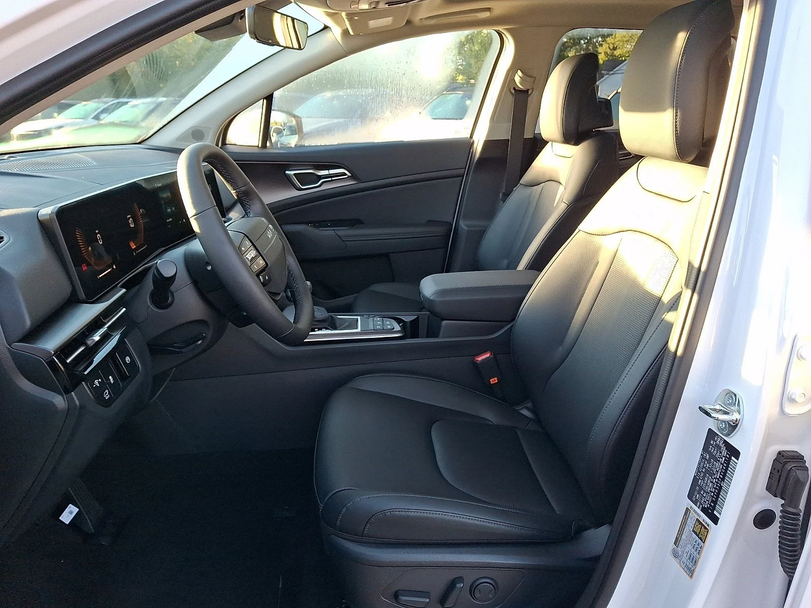New 2027 Glacial White Pearl Kia EX image 6