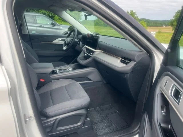 2026 Ford Explorer Active - Photo 18