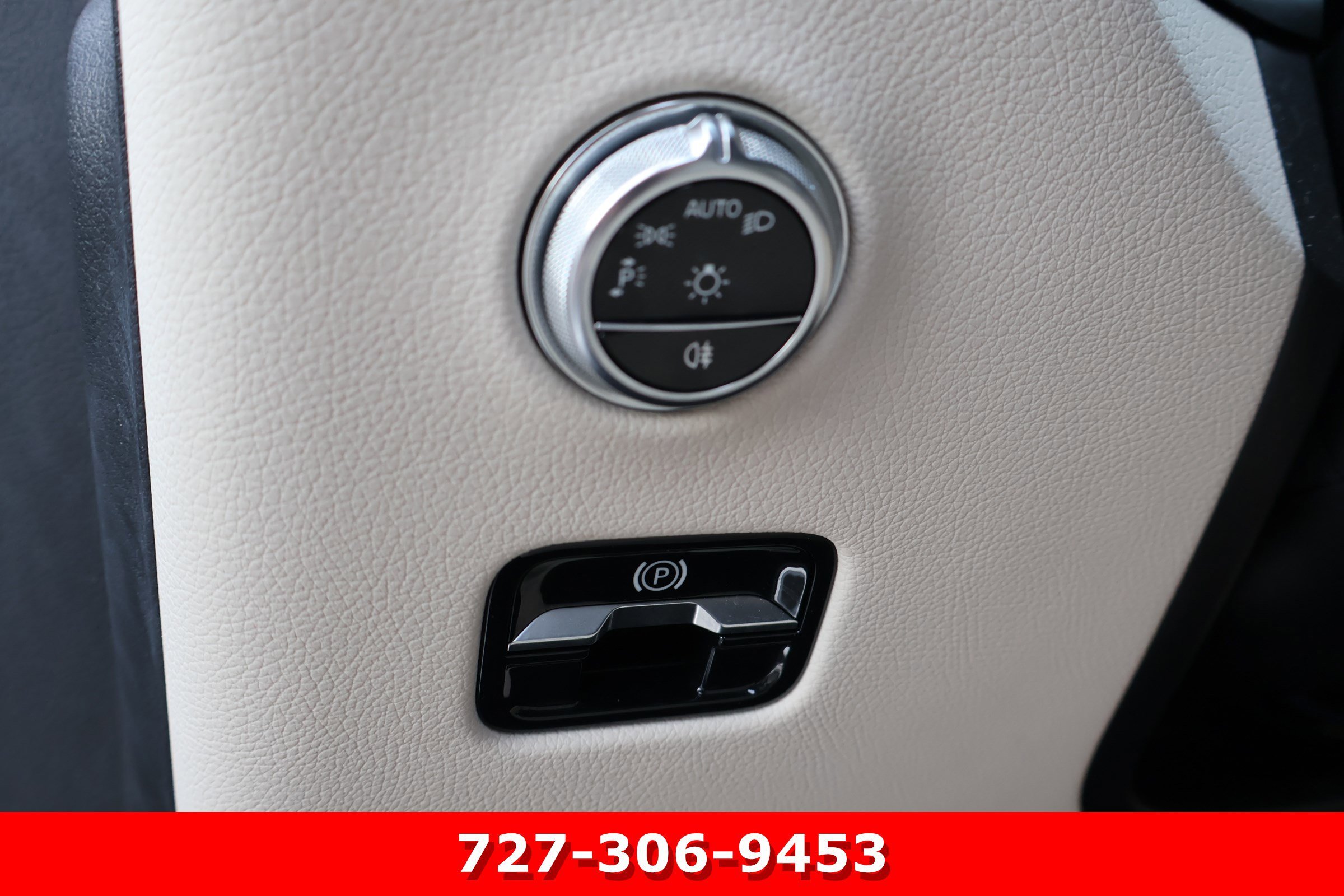 Certified Used 2023 Selenite Gray Metallic Mercedes-Benz GLC 300 image 22