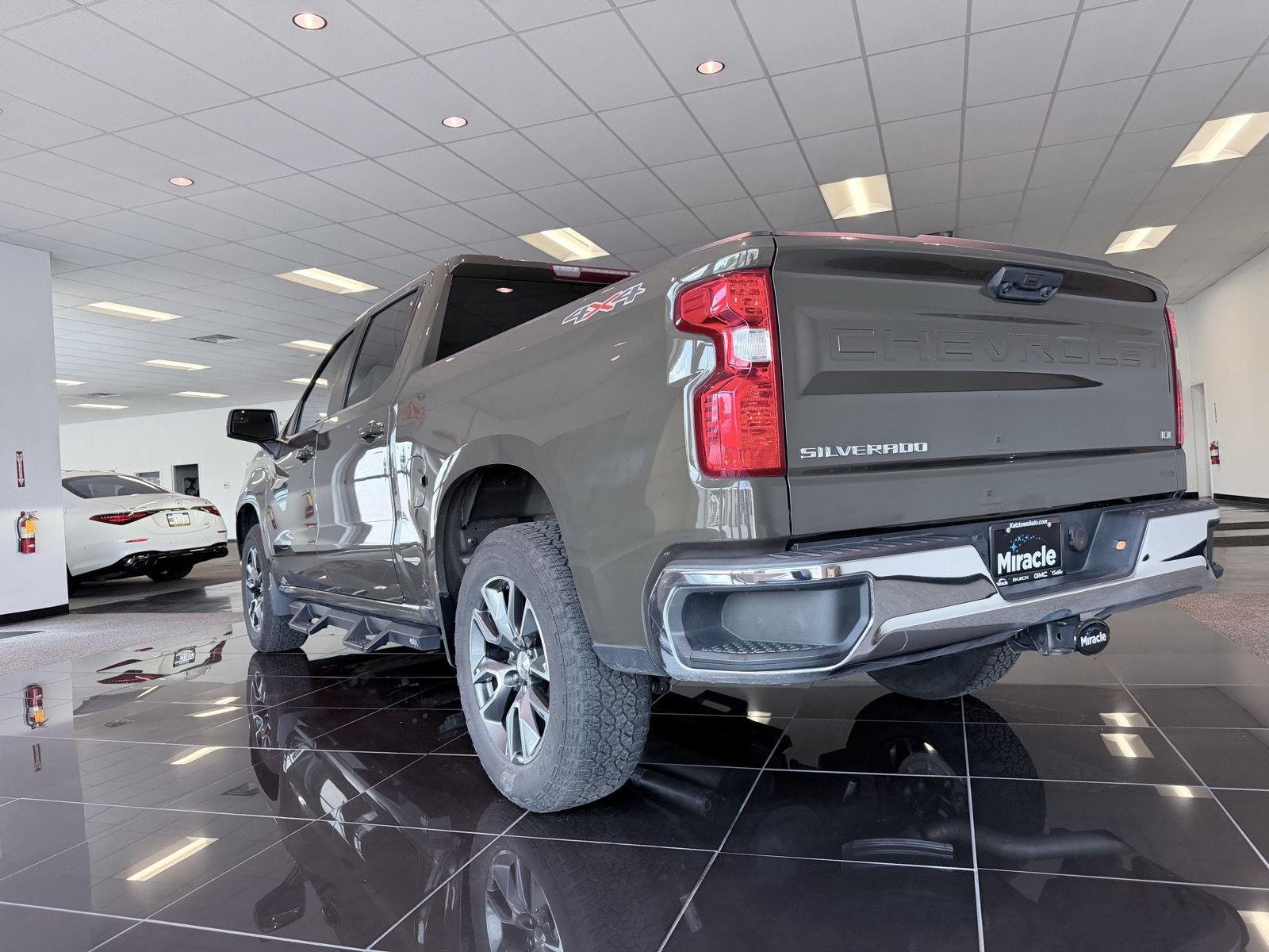 Used 2023 HARVEST BRONZE METALLIC Chevrolet LT image 6