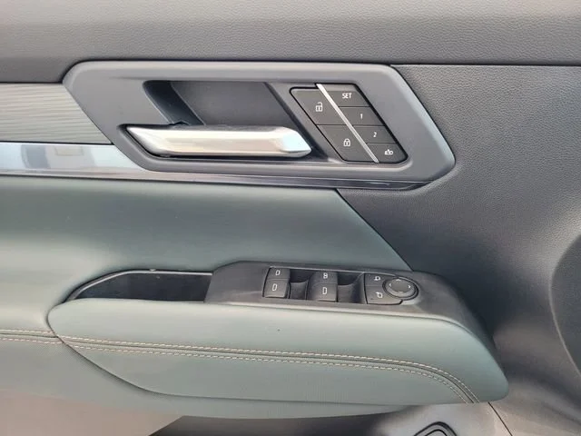 2026 GMC Terrain AT4 - Photo 23