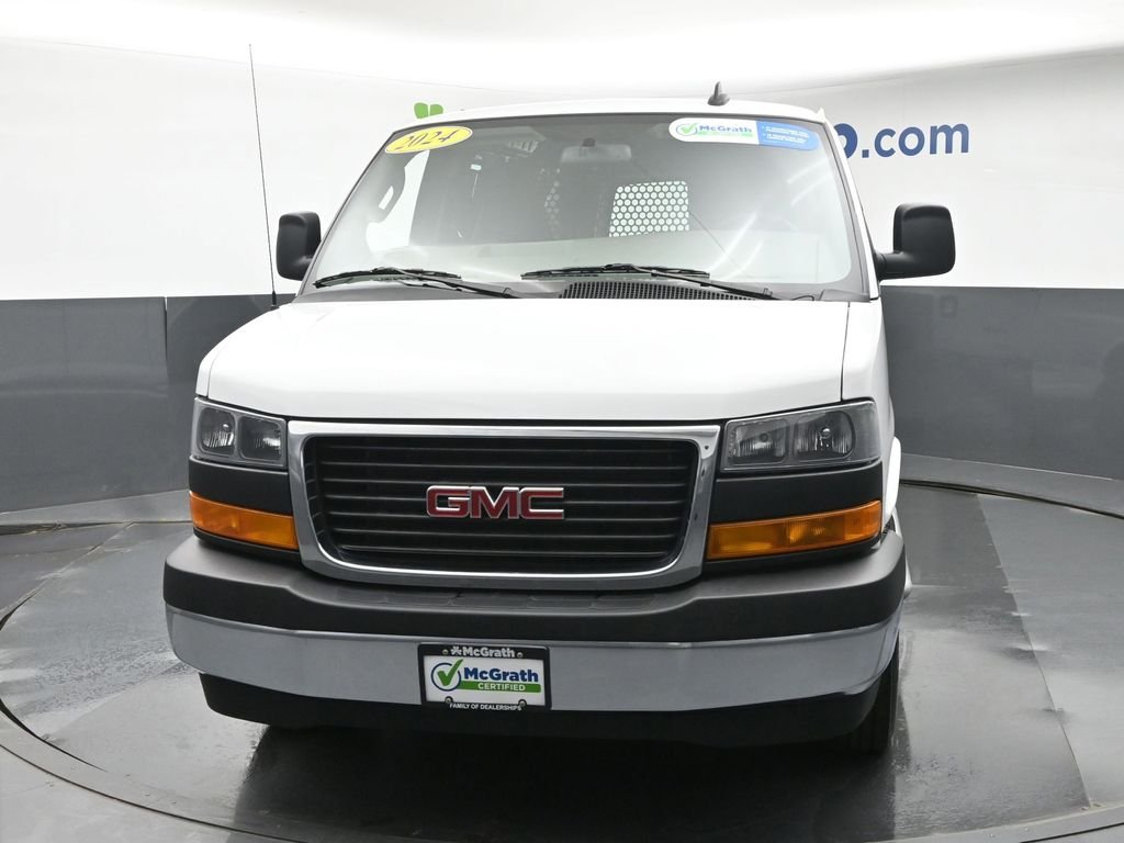 Used 2024 White GMC Work Van image 6