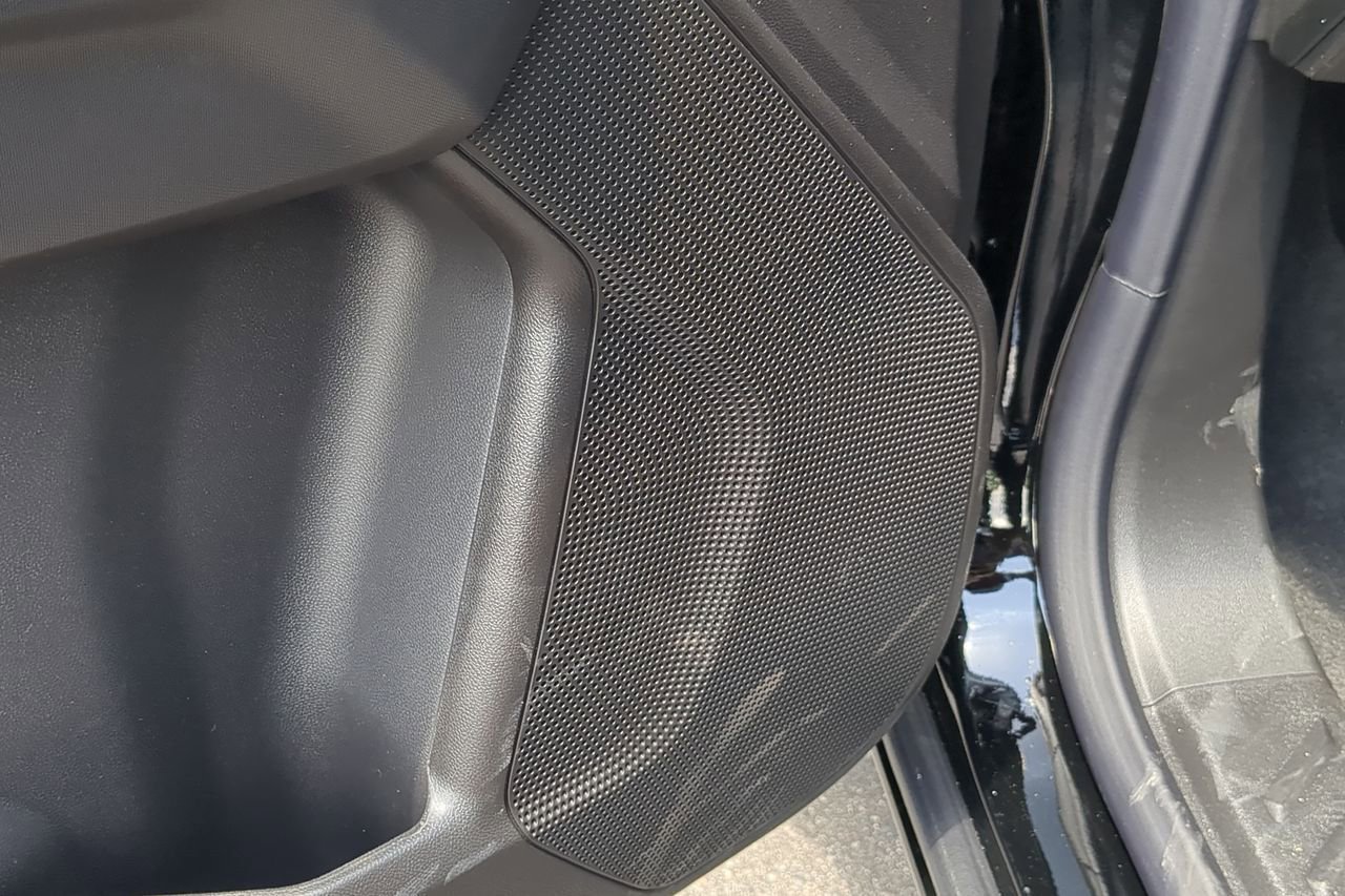 New 2026 Onyx Black GMC Elevation image 24