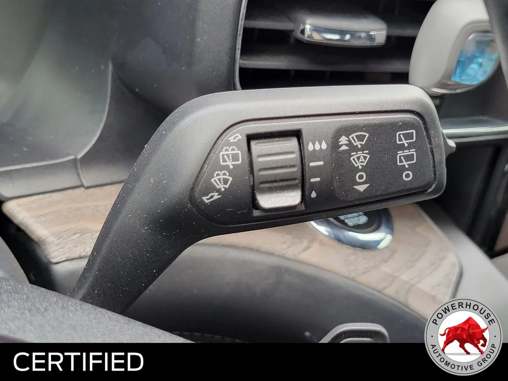 Used 2020 White Ford Platinum image 33