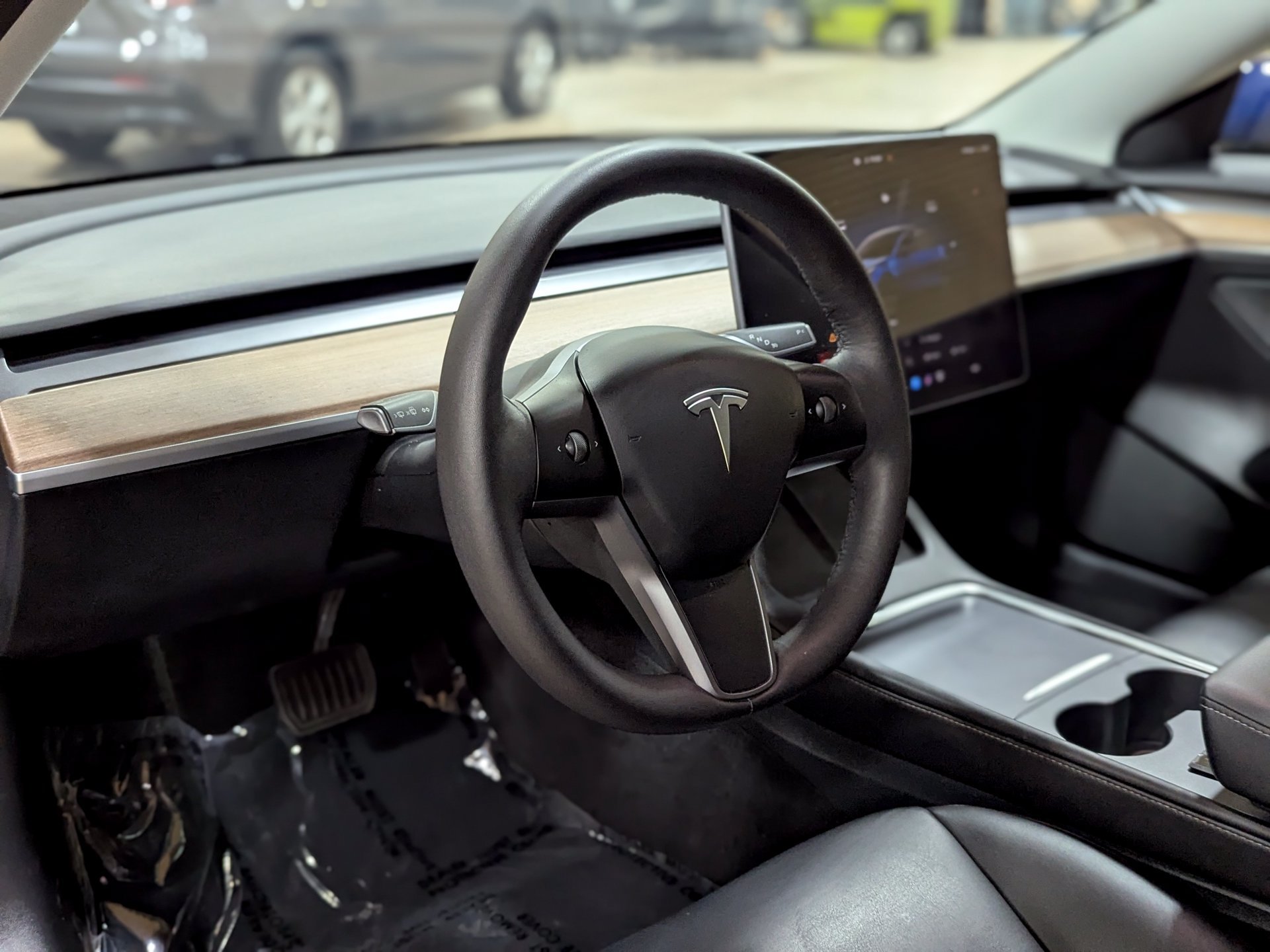 Used 2022 Blue Tesla Long Range image 13