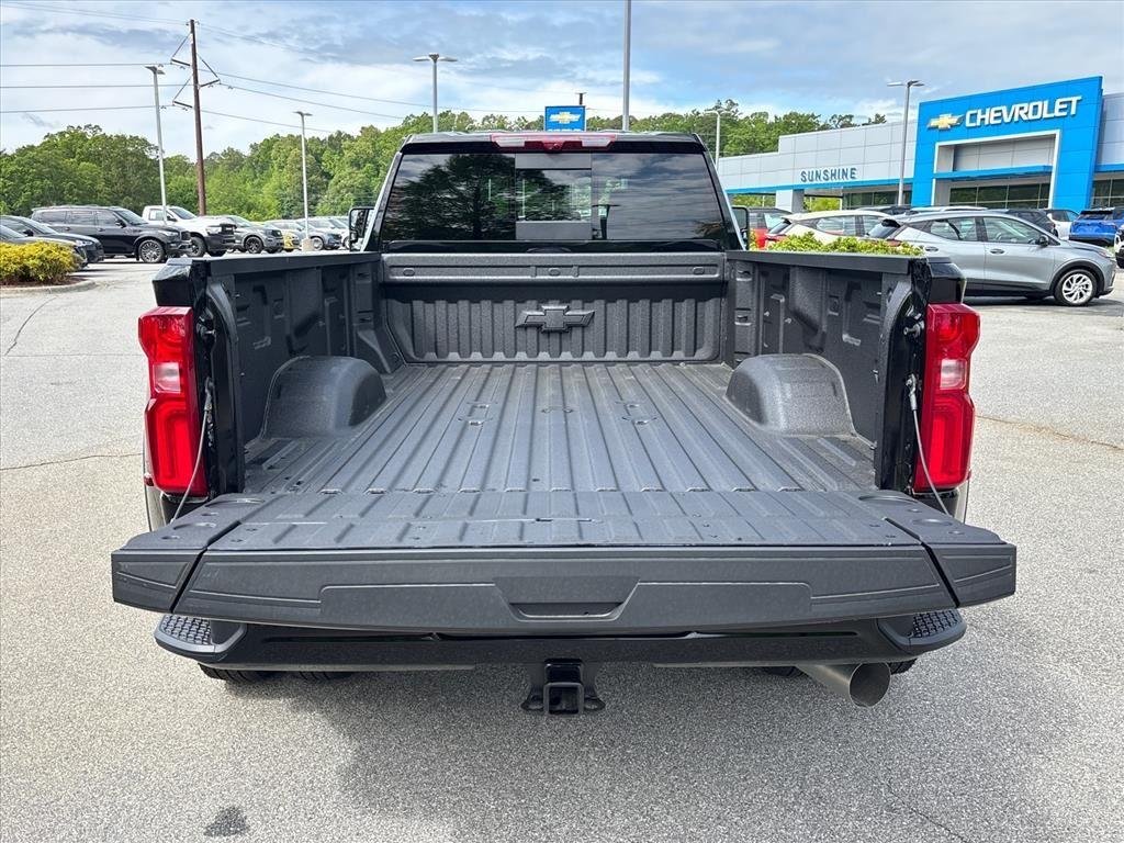 New 2026 Black Chevrolet High Country DRW image 27