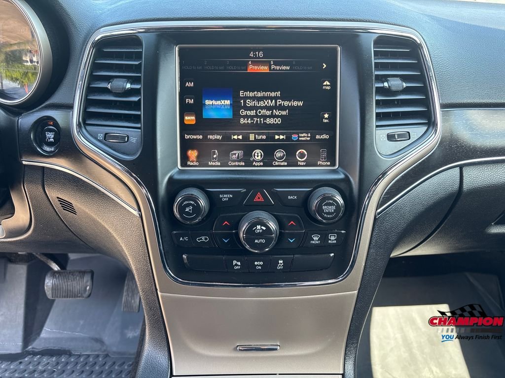 Used 2015 Black Jeep Limited image 16