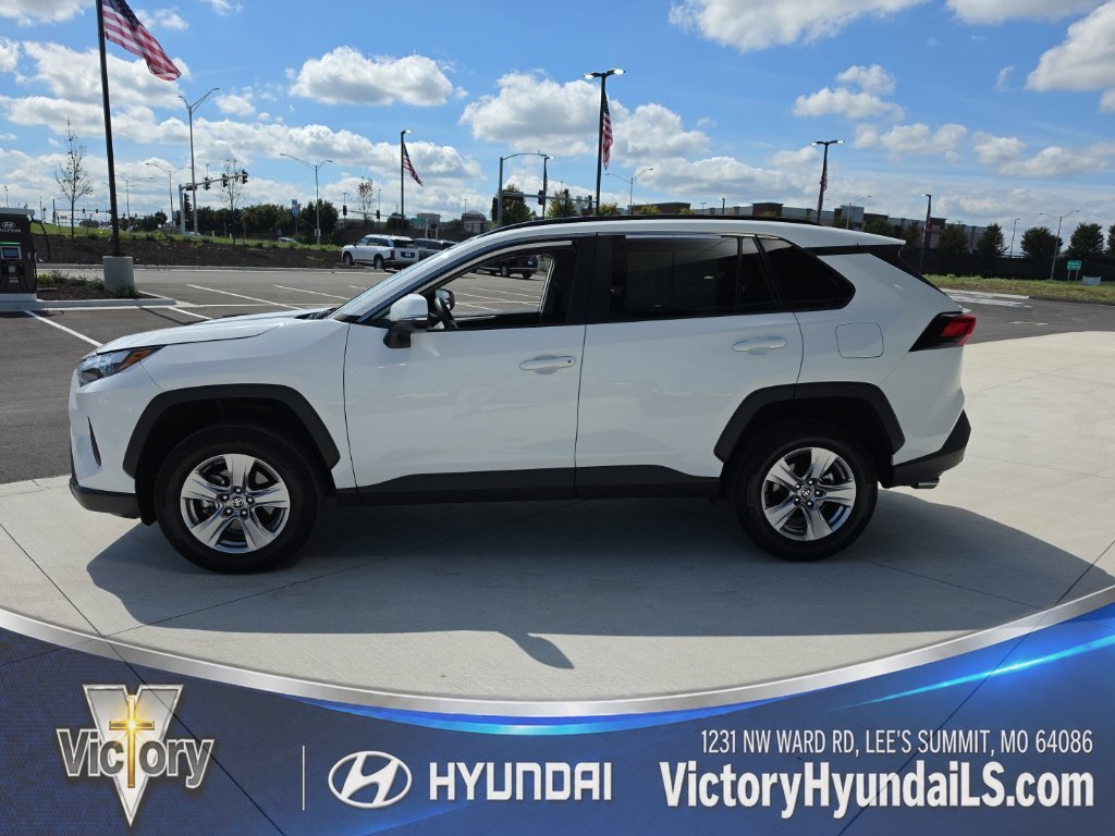 Used 2025 Toyota RAV4 XLE with VIN 2T3W1RFV4SW374110 for sale in Kansas City