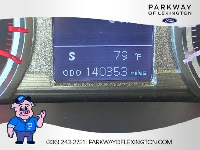 Used 2016 White Toyota SR5 image 19