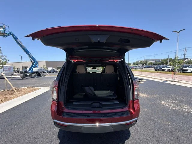 Used 2024 Red Chevrolet Premier image 24