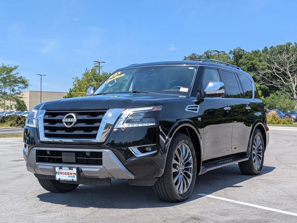 Used 2022 Black Nissan Platinum image 3