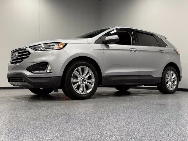 Used 2022 Silver Ford Titanium image 6