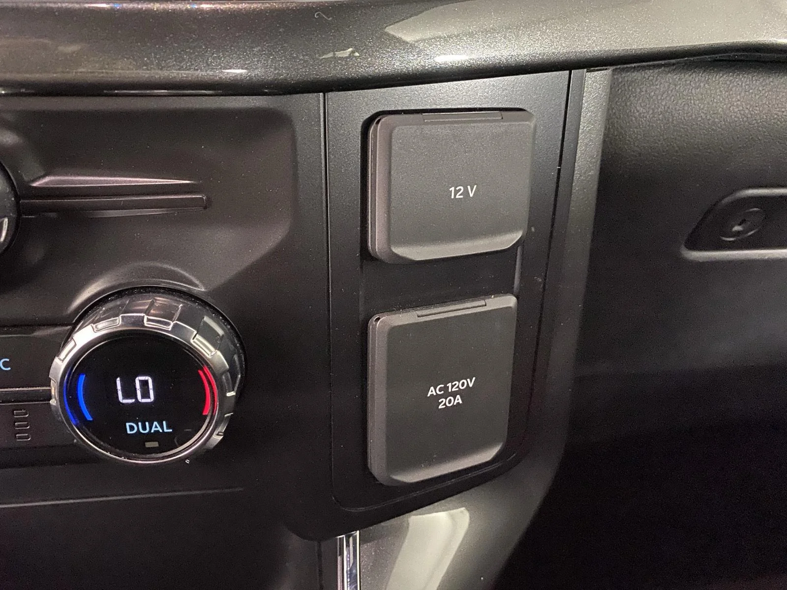 Used 2021 Agate Black Ford XLT image 10