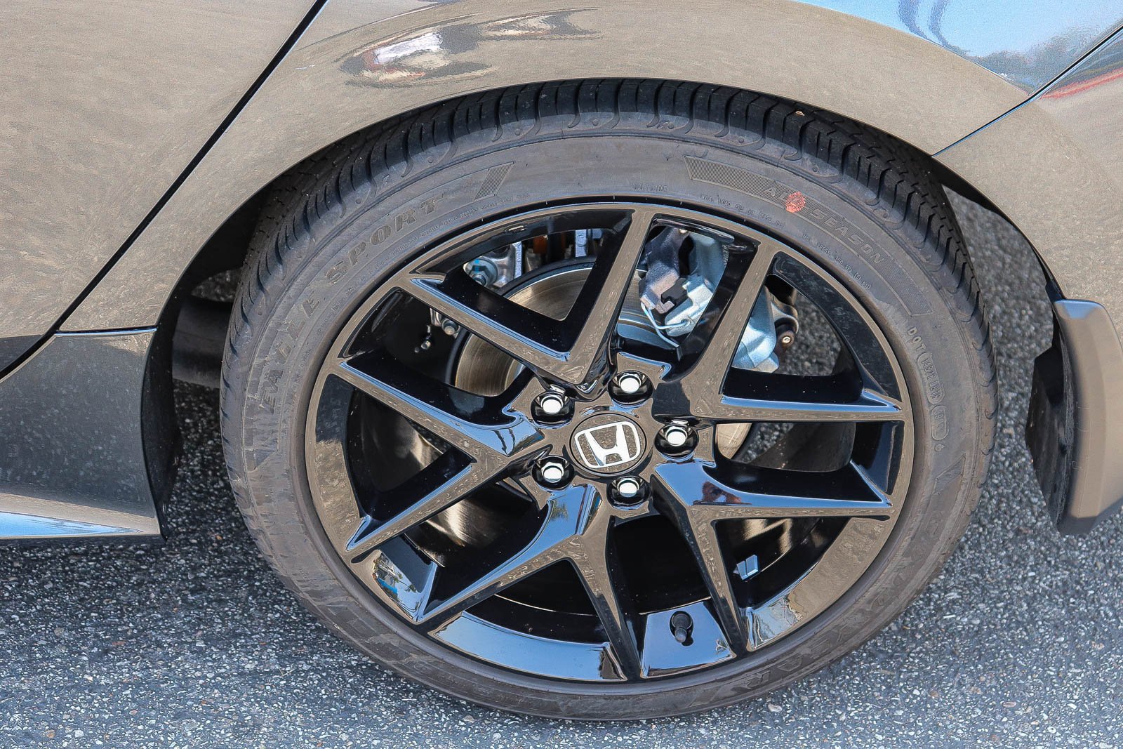 Certified Used 2024 Meteorite Gray Metallic Honda Sport image 42