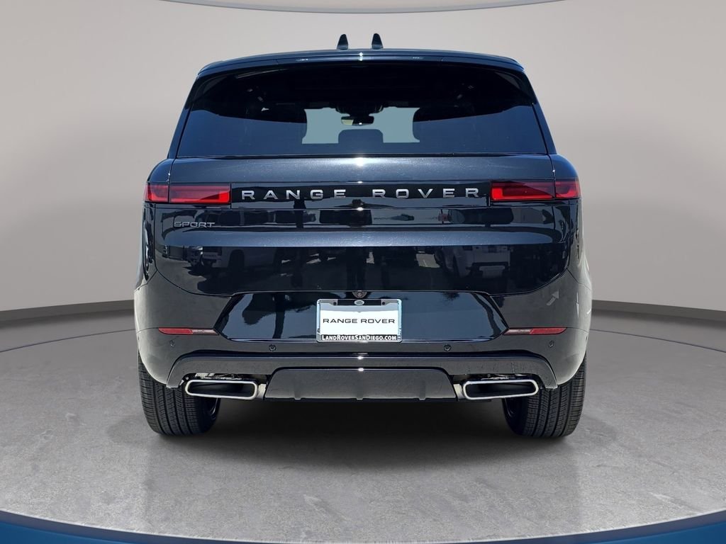 New 2026 Santorini Black LAND ROVER Dynamic SE image 6